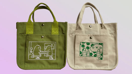 Comparison of forest green and cream embroidered boxy tote bags for 2026 fashion trends.